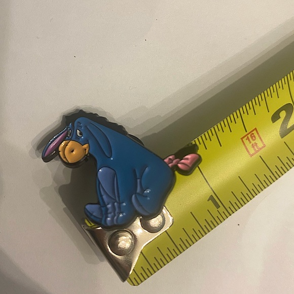 Set of 2 Eeyore Tigger Enamel Pins Bulk Disney Winnie the Pooh Character Badges - Picture 7 of 11